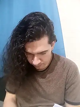 Snapshot of OnixAgata0 chatting on February 1, 2026, 12:42 am OnixAgata0 online show from February 1, 2026, 12:42 am