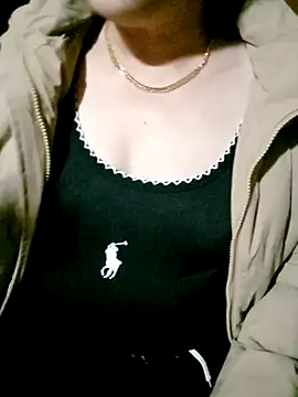 Snapshot of small-house123 chatting on November 20, 2025, 1:00 pm small-house123 online show from November 20, 2025, 1:00 pm