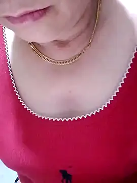 Snapshot of small-house123 chatting on November 23, 2025, 8:47 am small-house123 online show from November 23, 2025, 8:47 am