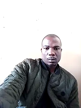 Snapshot of Ndodemnyama@xh chatting on May 20, 2026, 6:19 am Ndodemnyamaxh online show from May 20, 2026, 6:19 am