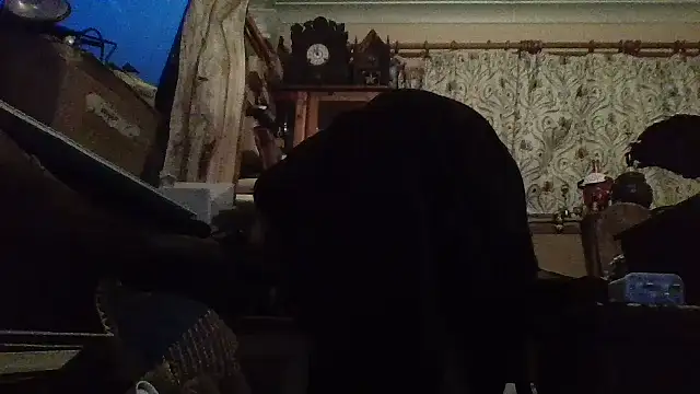 jigglethaypussi online show from December 17, 2025, 7:03 am