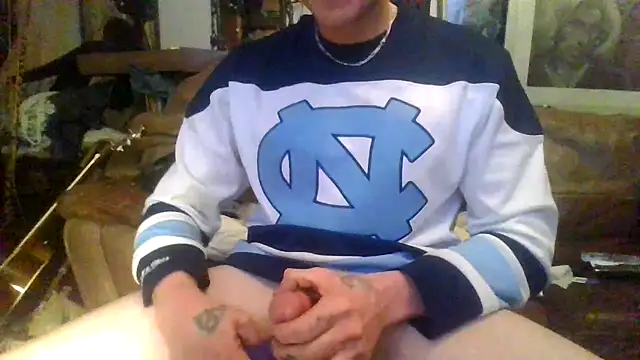 jigglethaypussi online show from February 1, 2026, 2:10 am