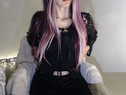 Elyara- online show from March 3, 2026, 11:16 am