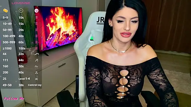 Myla-b online show from February 1, 2026, 8:07 pm