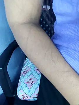 Hey shiviii online show from April 7, 2026, 4:40 pm