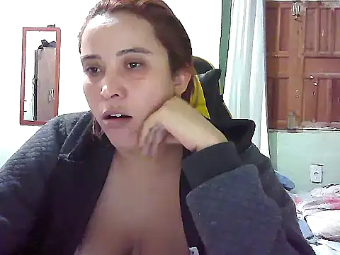 BIADELICIA1 online show from November 12, 2025, 8:37 am