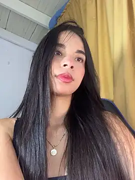 Snapshot of Milleradhara24 chatting on May 3, 2026, 1:22 am Milleradhara24 online show from May 3, 2026, 1:22 am