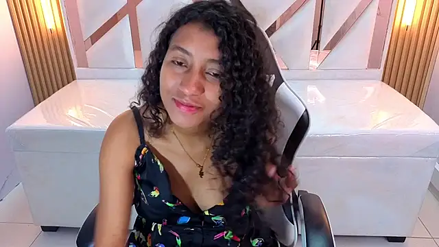 ninadelight tp online show from November 17, 2025, 8:14 pm