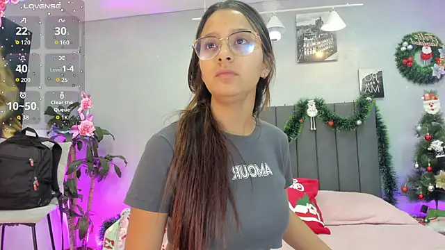 kendra london online show from November 28, 2025, 11:02 am