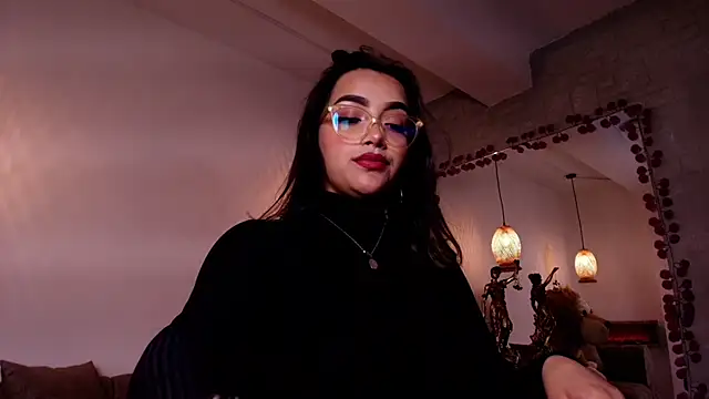 Lorein dim online show from November 12, 2025, 9:58 pm