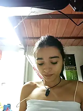 Skarlteth taylor online show from December 4, 2025, 7:11 pm