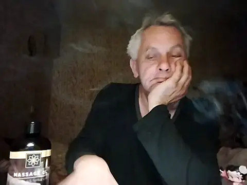 Naturi6 online show from May 6, 2026, 1:03 am