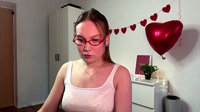 Snapshot of Kalli_ly chatting on February 10, 2026, 2:10 pm Kalli ly online show from February 10, 2026, 2:10 pm