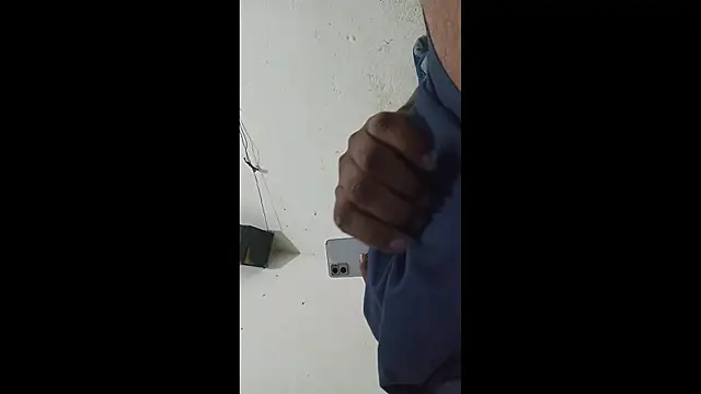 negrocomomisuerte online show from November 13, 2025, 6:23 am