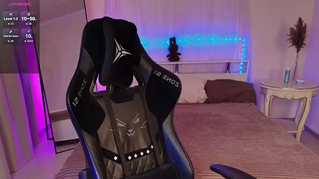  Melissa Evans  online show from November 22, 2025, 5:17 am