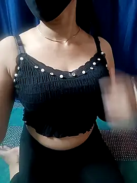 Aarti909090 online show from February 28, 2026, 1:12 pm