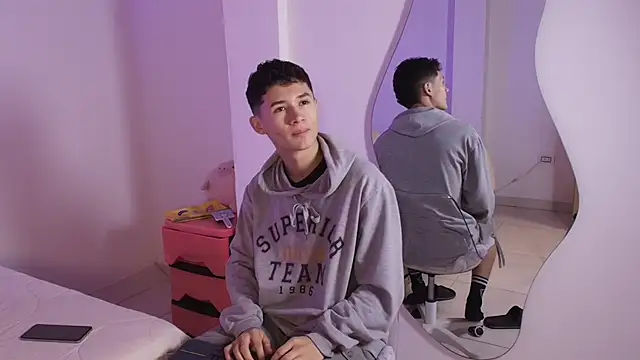 Eiden Blake online show from November 28, 2025, 9:56 am