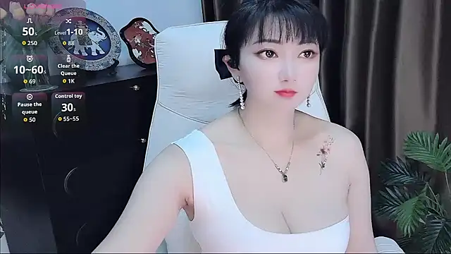 Ella99 online show from January 13, 2026, 2:22 pm