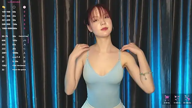 MaisieStarlight online show from January 7, 2026, 5:04 pm