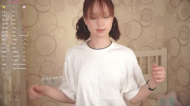 MaisieStarlight online show from January 8, 2026, 5:04 pm