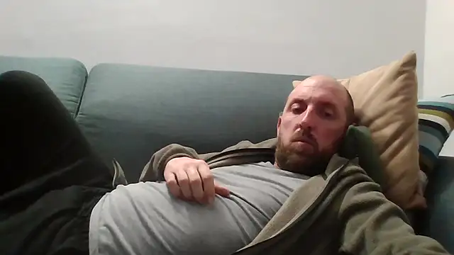 luca beech88 online show from April 10, 2026, 7:07 pm