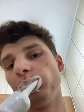 zackdelfon online show from November 20, 2025, 10:42 pm