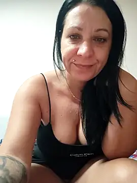 Snapshot of SugarDiamonds chatting on September 23, 2025, 6:49 am SugarDiamonds online show from September 23, 2025, 6:49 am