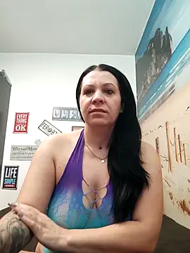 SugarDiamonds online show from February 10, 2026, 7:23 am