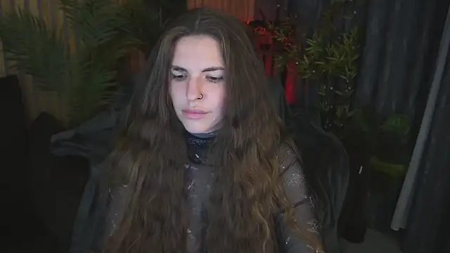 DanielaReign online show from November 13, 2025, 6:40 pm