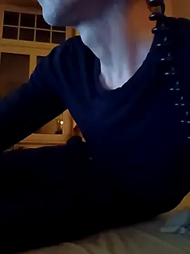 bassxxxxwave online show from November 16, 2025, 6:57 pm