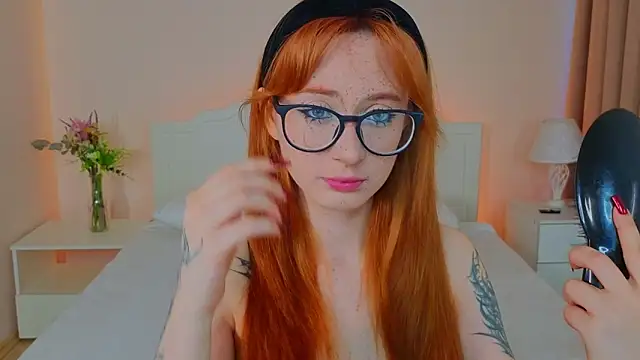 Snapshot of WICKEDEMBER chatting on May 17, 2026, 1:58 am WICKEDEMBER online show from May 17, 2026, 1:58 am