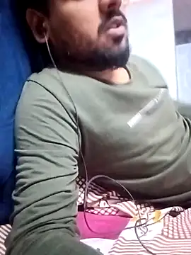 naughtyboyjii online show from November 11, 2025, 5:29 am