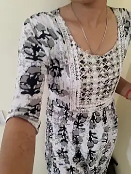 Snapshot of Neha_rani78 chatting on November 30, 2025, 3:54 am Neha rani78 online show from November 30, 2025, 3:54 am