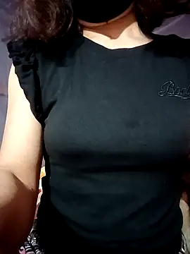 LenaLy2k online show from November 23, 2025, 12:16 pm