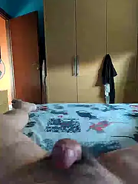 Snapshot of Cini75 chatting on November 8, 2025, 8:47 am Cini75 online show from November 8, 2025, 8:47 am