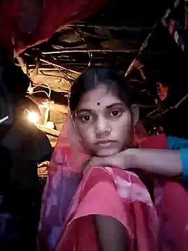 Snapshot of Jooli_cuty chatting on February 13, 2026, 12:45 pm Jooli cuty online show from February 13, 2026, 12:45 pm