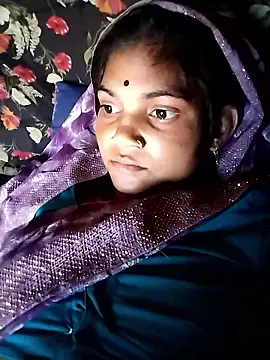 Snapshot of Jooli_cuty chatting on March 2, 2026, 9:49 am Jooli cuty online show from March 2, 2026, 9:49 am