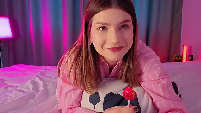 WilmaJohnson online show from February 16, 2026, 7:26 am