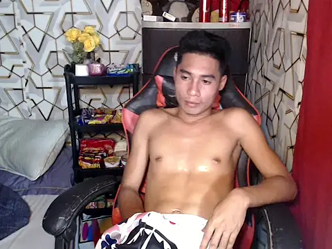 mrsexyteens online show from November 3, 2025, 1:45 pm