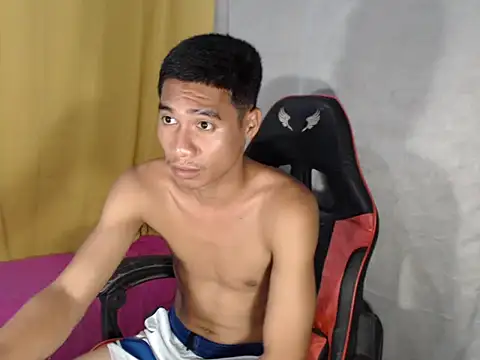 mrsexyteens online show from May 10, 2026, 12:43 pm