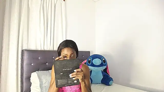 BryanaSmiths online show from November 4, 2025, 9:58 pm