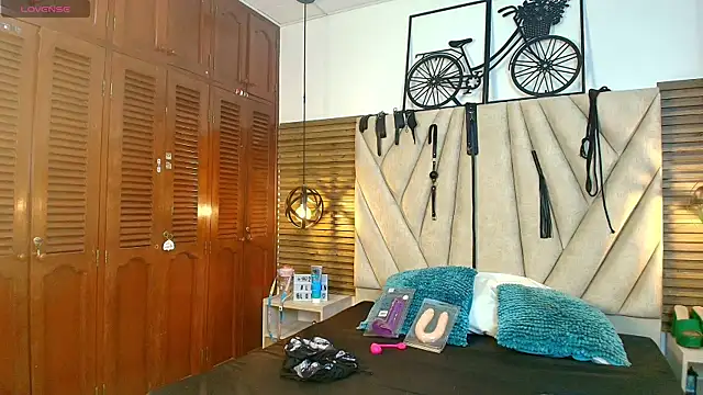 KimberlyFox t online show from April 28, 2026, 1:49 pm