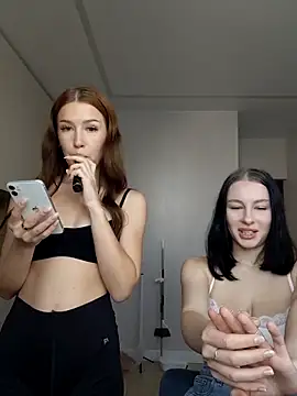 MelissaPinkiss online show from November 30, 2025, 10:52 am