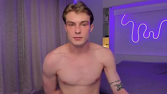 Snapshot of DanteRay chatting on November 12, 2025, 1:22 pm DanteRay online show from November 12, 2025, 1:22 pm