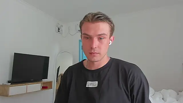 DanteRay online show from March 13, 2026, 4:30 am