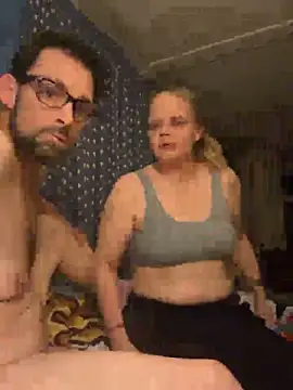 biggdaddyandqueenn online show from November 27, 2025, 11:40 pm