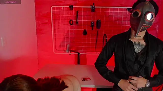 Snapshot of Zoey_and_nick chatting on November 25, 2025, 7:25 pm Zoey and nick online show from November 25, 2025, 7:25 pm