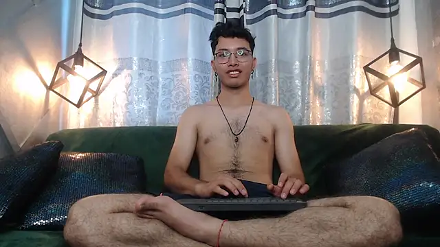 alexy re online show from November 9, 2025, 5:22 pm