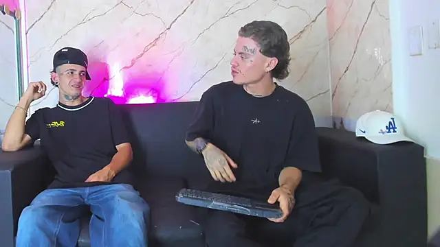 Kevinperlas online show from November 8, 2025, 1:28 am