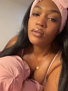 PrincessDreamm online show from November 6, 2025, 12:55 am